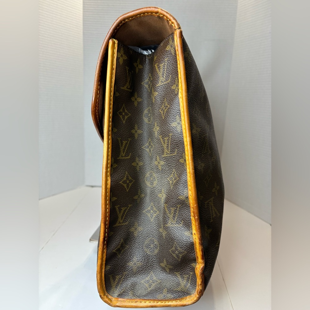 LOUIS VUITTON Vintage Monogram MM Beverly Messenger Bag W/ Dustbag - Picture 7 of 16
